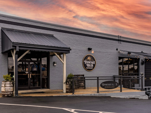 Sunday Sip-N-Shop Market