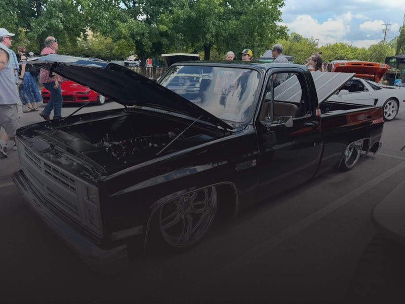 Motor Mile Motors Cruise In