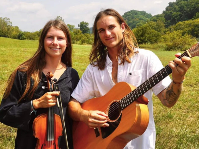 Live Music: Jake and Chloe Angeles