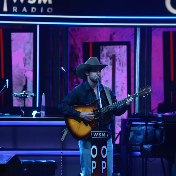Live Music: Ari Silver